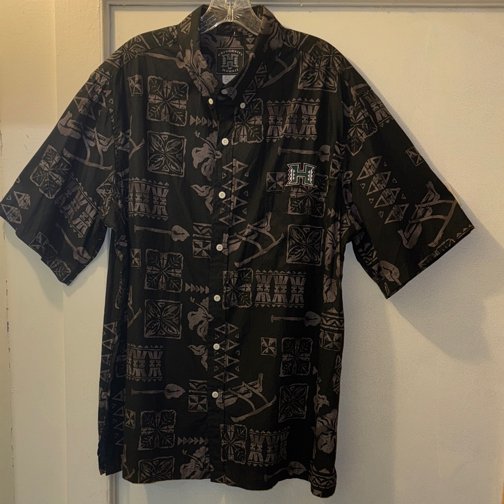University of Hawaii Men’s Black Button Down Aloha Shirt U of H Warrior Sz XL